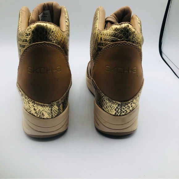 Skechers SKCH+3 Superblast tan and gold Suede‎ Hidden Wedge Shoes Women’s Size 9 - Picture 4 of 9
